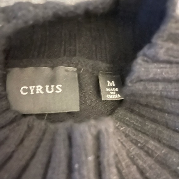 Black sweater with neck. Size Medium. - Picture 2 of 2